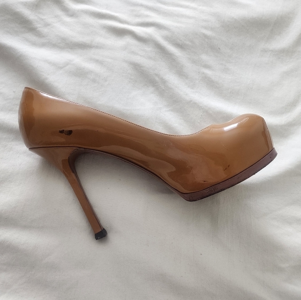 Yves Saint Laurent Nude Patent Leather Tribtoo 80 Pumps Size 37 - Picture 2 of 10